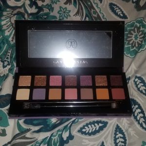 ABH Norvina Eyeshadow Palette